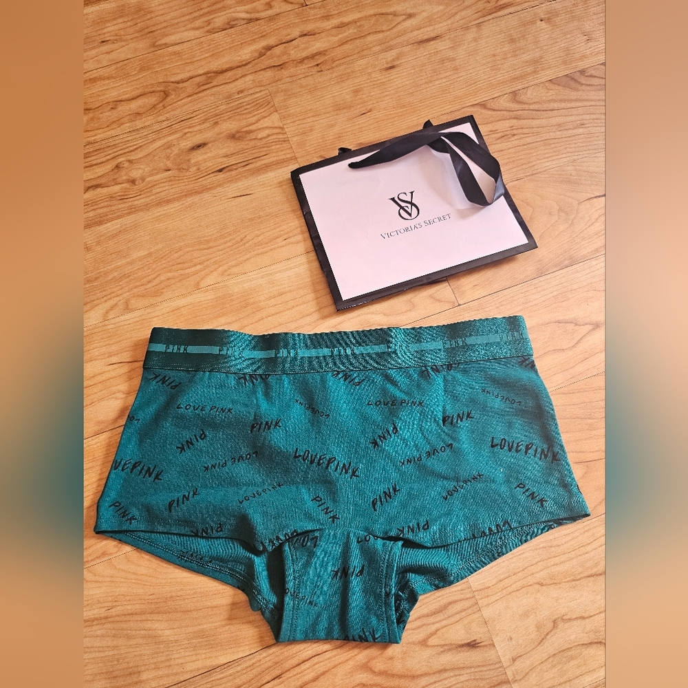 VS Boyshorts Panty